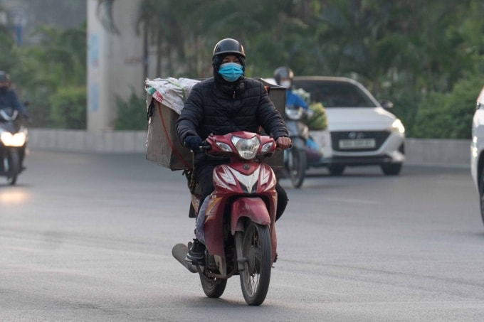 Ô nhiễm không khí ngày 29/11/2025 trên đường Nguyễn Trãi, phường Thanh Xuân Ảnh: Hoàng Giang