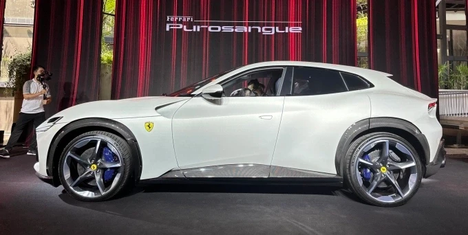 Mẫu Purosangue ra mắt tại TP HCM hồi 2023. Ảnh: Thành Nhạn