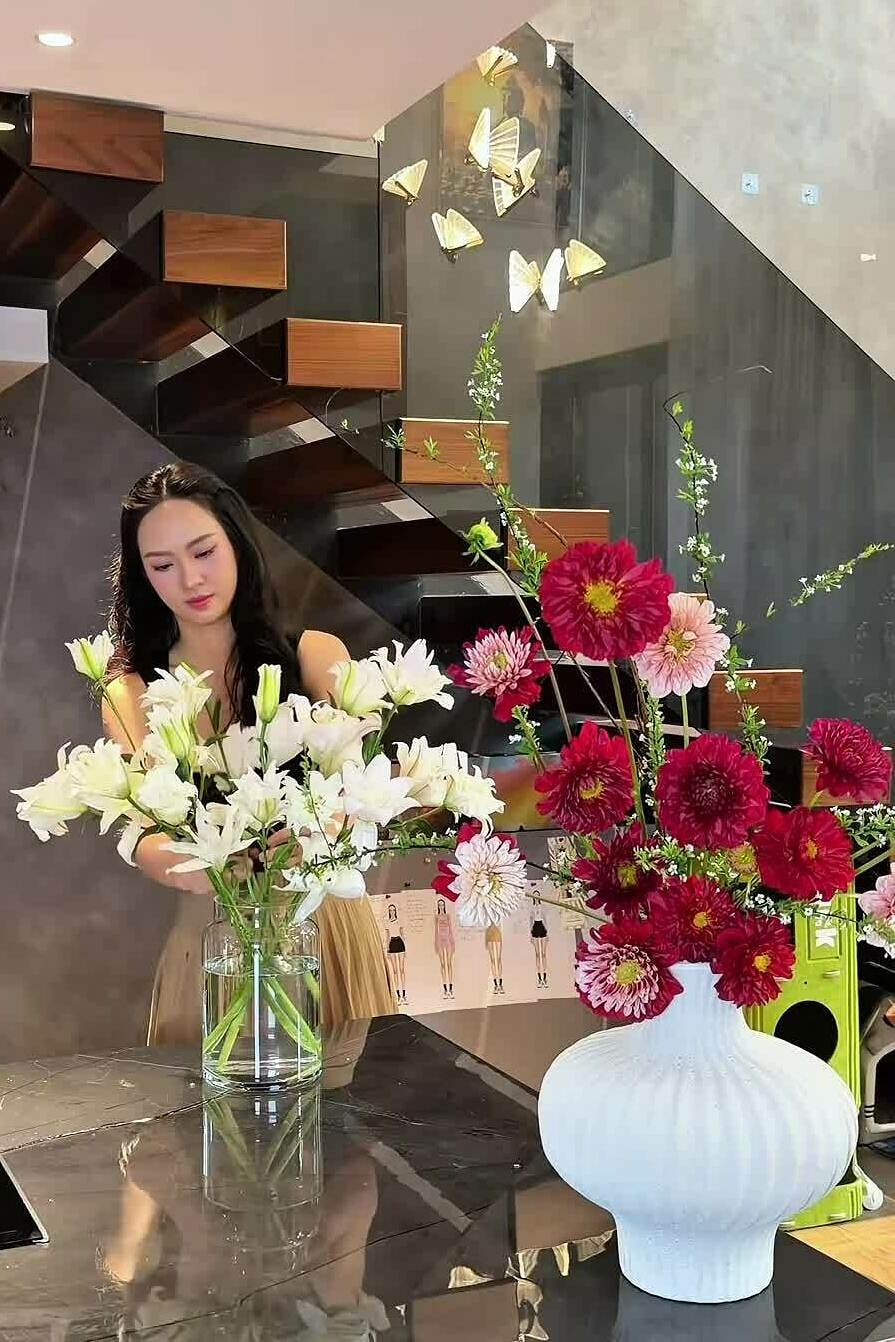 Thú vui cắm hoa ngày Tết của Á hậu Vũ Thú Quỳnh
