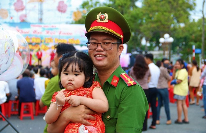 VIDEO: Ký ức Tết xưa ùa về ở chợ quê giữa phố  - Ảnh 14.