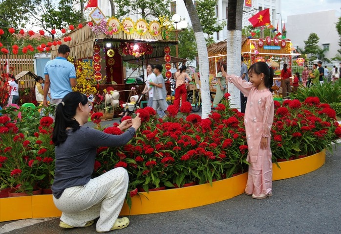 VIDEO: Ký ức Tết xưa ùa về ở chợ quê giữa phố  - Ảnh 18.