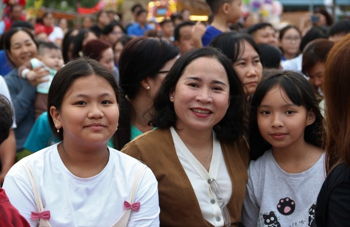 VIDEO: Ký ức Tết xưa ùa về ở chợ quê giữa phố  - Ảnh 3.