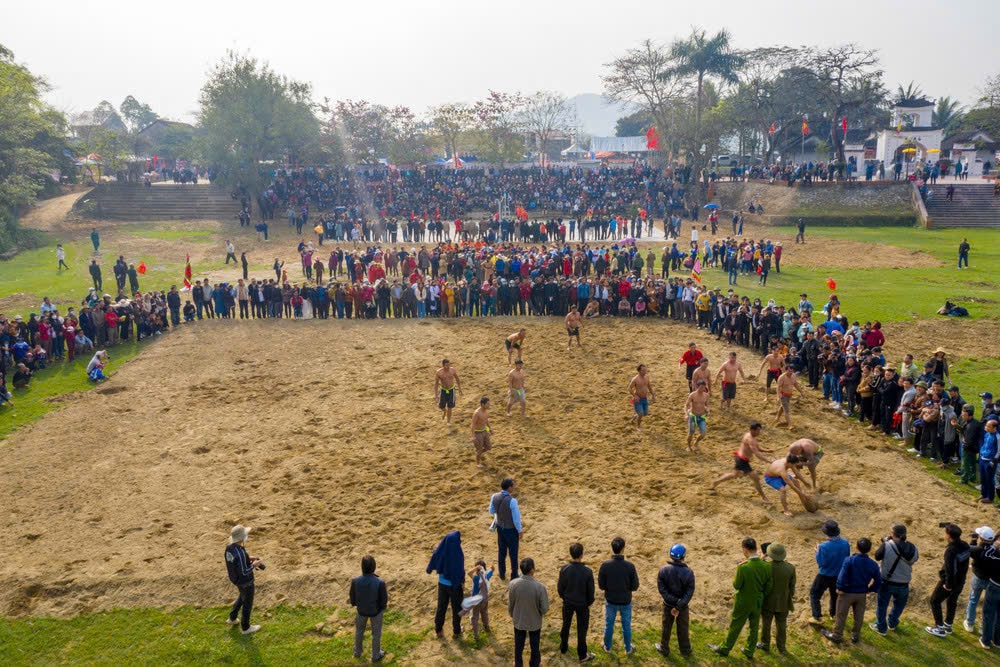 Những bí ẩn trong ngôi đền linh thiêng tồn tại hàng trăm năm ở xứ Nghệ- Ảnh 10.