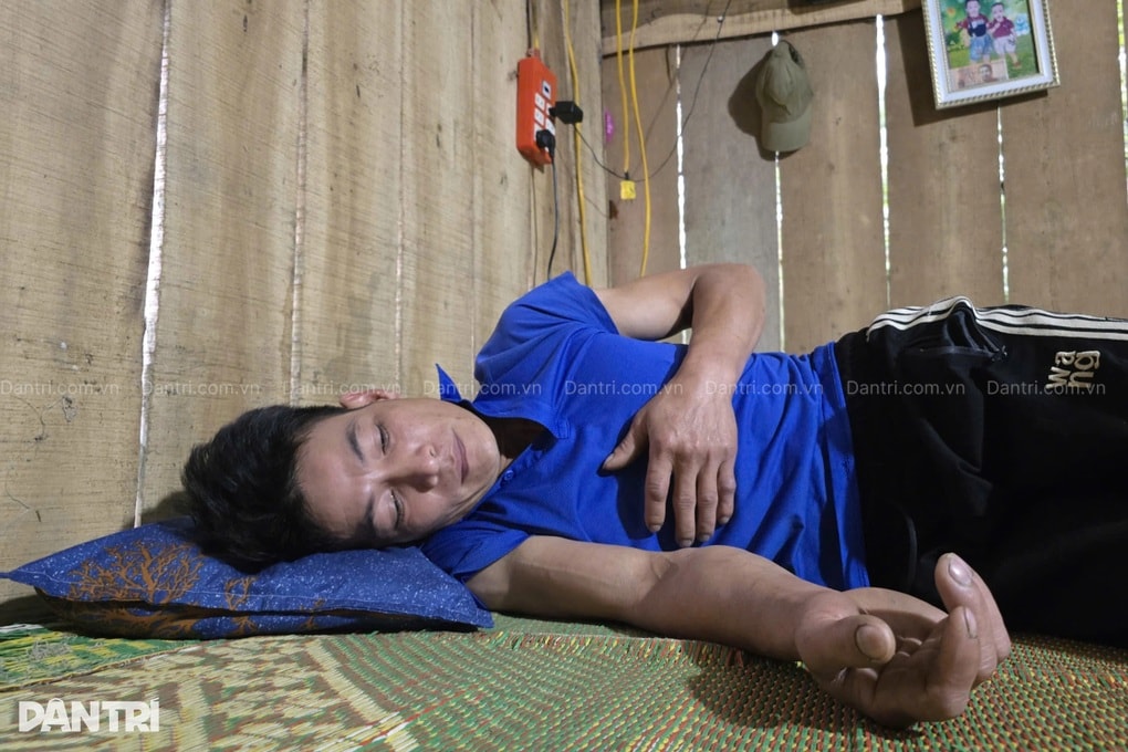 “Tết này, em ước có tiền mua thuốc cho chồng, các con có manh áo mới” - 1 “Tết này, em ước có tiền mua thuốc cho chồng, các con có manh áo mới” - 1