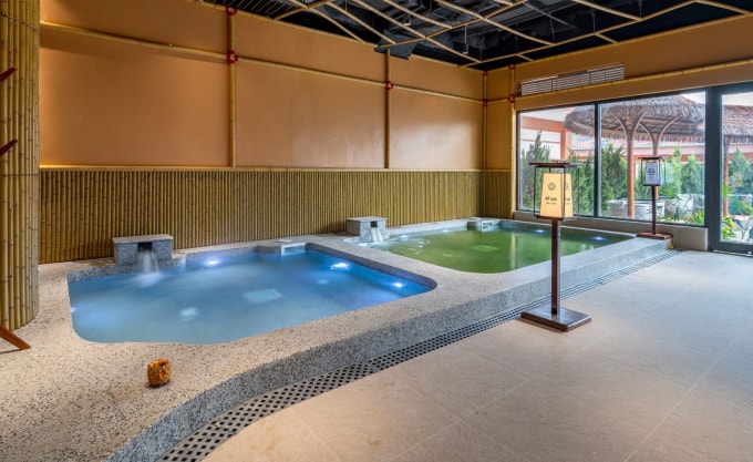 Khu tắm khoáng ở Heritage Onsen & Resort, Tuyên Quang. Ảnh: khu nghỉ dưỡng