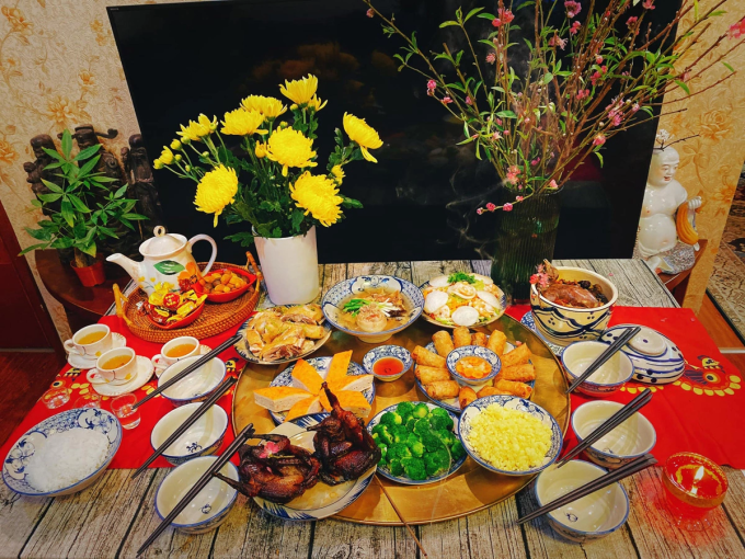 Mâm cỗ cúng ngày Tết. Ảnh: Nhung Ngô