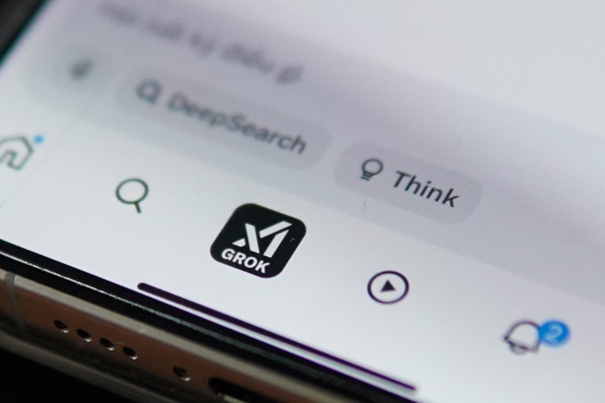 Giao diện AI Grok tích hợp trong X của Elon Musk. Ảnh: Lưu Quý