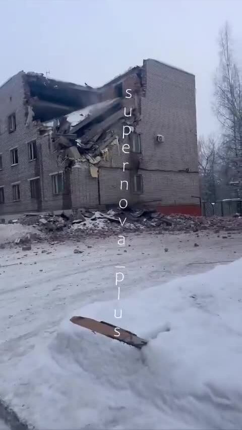 Nổ lớn gần căn cứ quân sự Nga