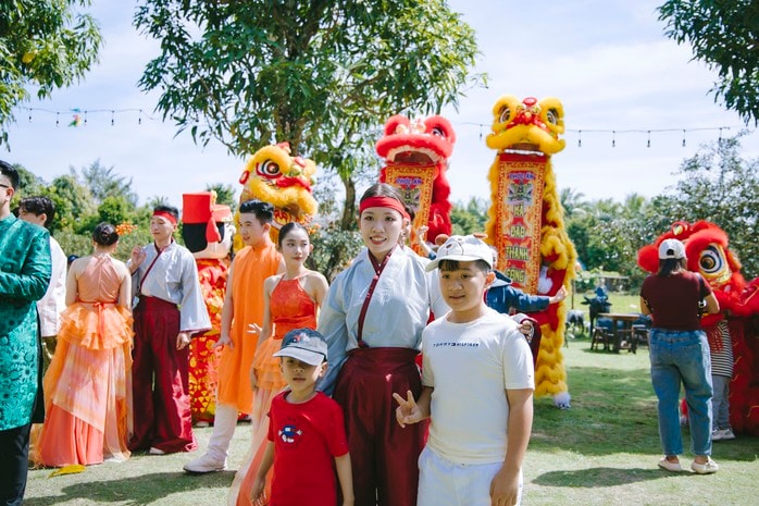 Du lịch miền Tây hút khách dịp Tết nhờ loạt trải nghiệm mới   - Ảnh 2.