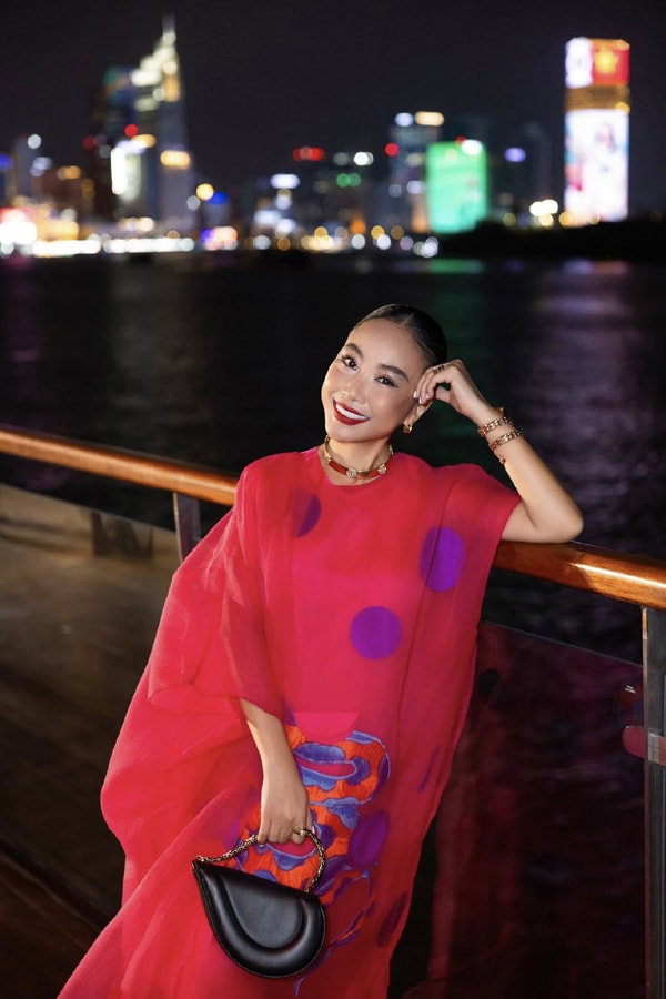 Nữ ca sĩ tuổi Ngọ lấy chồng Thụy Điển ở đời thực có cuộc sống viên mãn, tròn đầy- Ảnh 5.