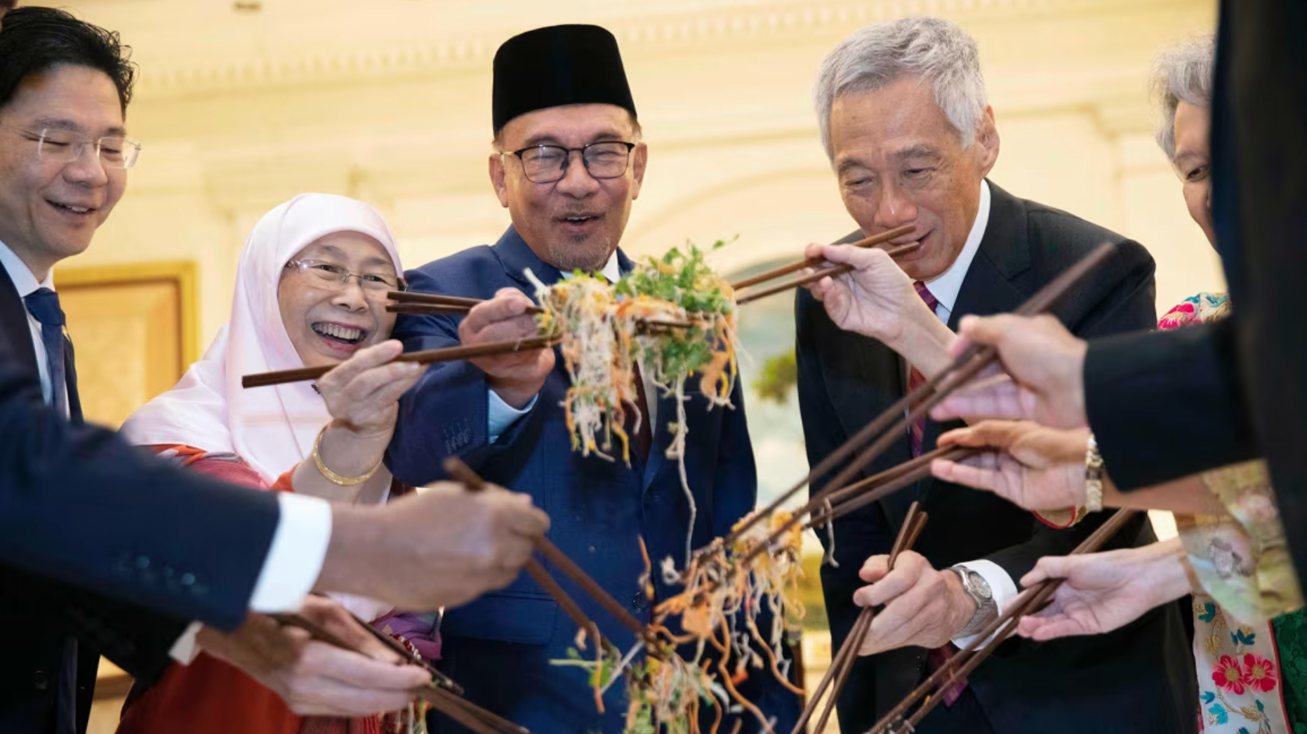 Hình ảnh quen thuộc vào dịp đầu năm tại Singapore và Malaysia. (Ảnh: Getty)