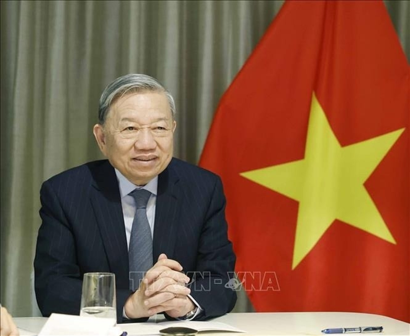 Tổng Bí thư Tô Lâm điện đàm với Thượng nghị sĩ Mỹ Bill Hagerty. (Ảnh: Thống Nhất/TTXVN)