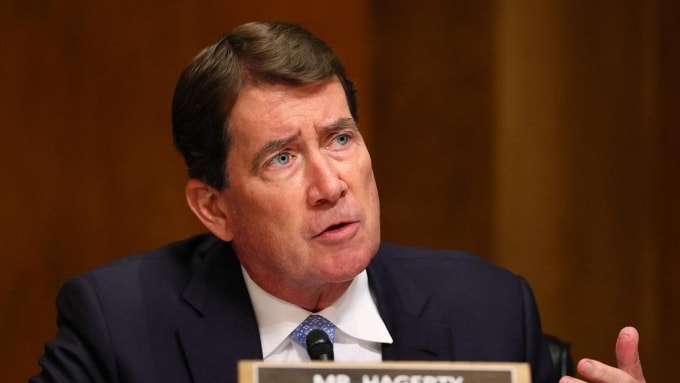 Thượng nghị sĩ Bill Hagerty. Ảnh: AFP