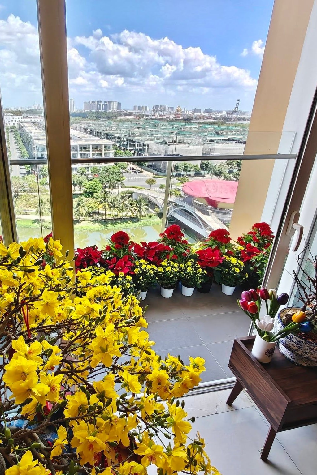 Gia đình H'Hen Niê trang hoàng đón Tết