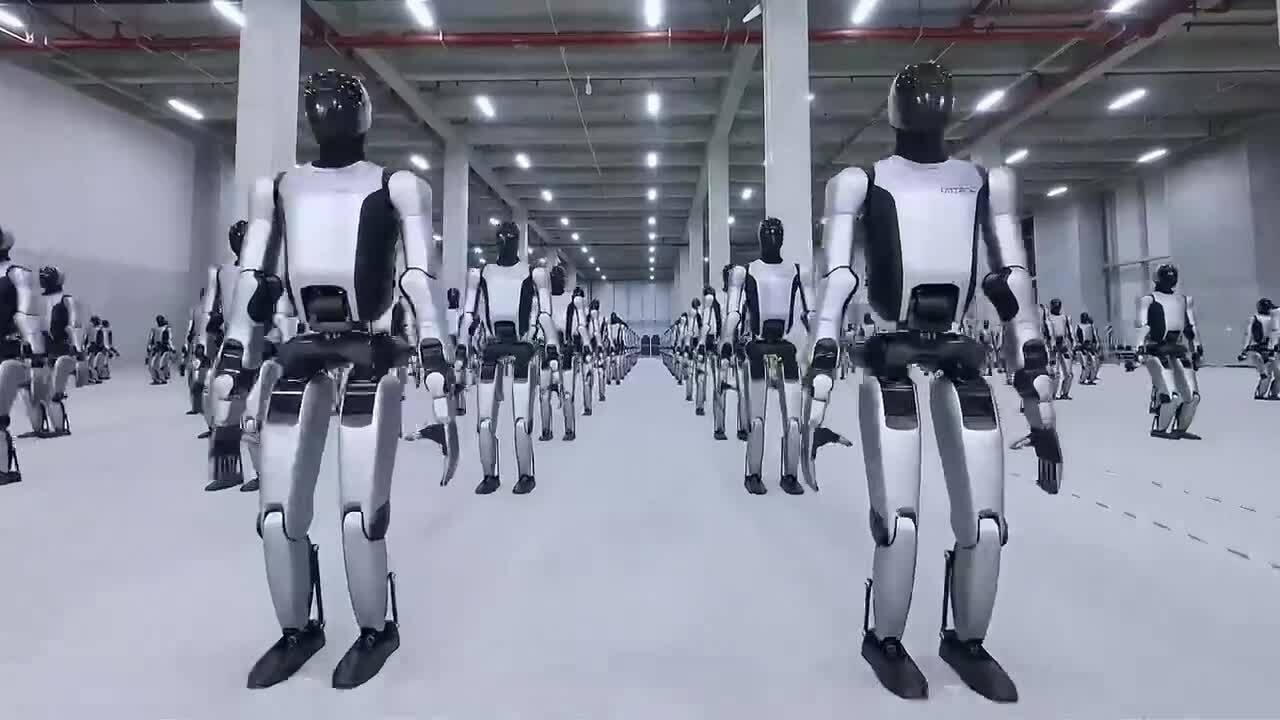 Cách một 'bảo mẫu robot' huấn luyện robot hình người 'giống con người'