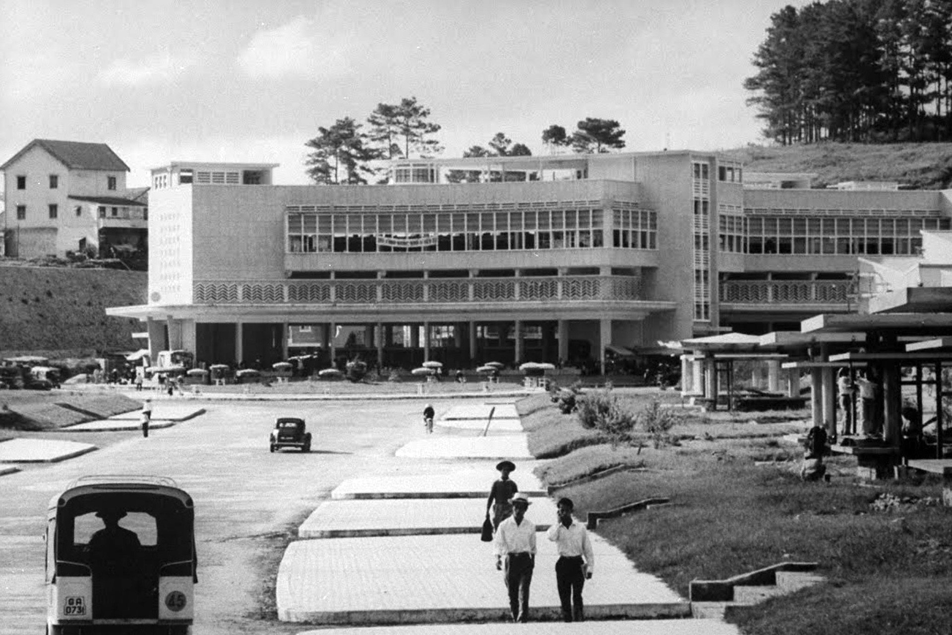 Ảnh độc đáo Đà Lạt hơn nửa thế kỷ trước và đầu năm Bính Ngọ 2026 - Ảnh 24.