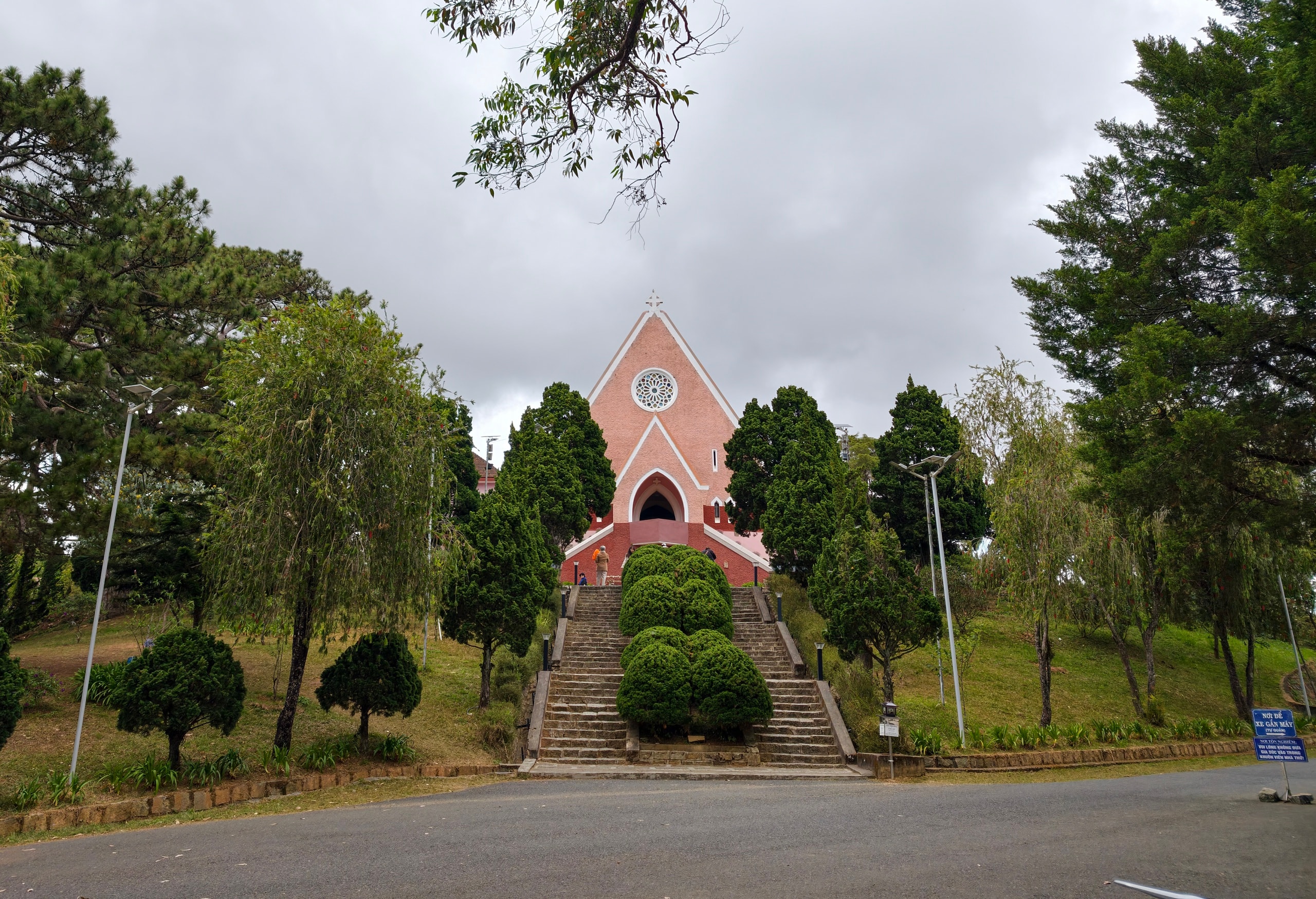 Ảnh độc đáo Đà Lạt hơn nửa thế kỷ trước và đầu năm Bính Ngọ 2026 - Ảnh 18.