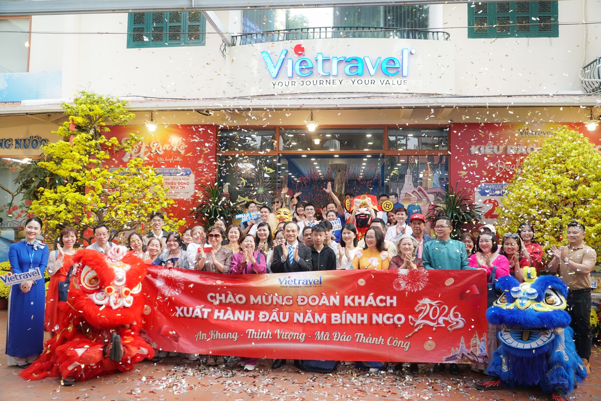 Khách du Xuân nườm nượp kỳ nghỉ Tết dài 2026 , thị trường du lịch bùng nổ - Ảnh 1. Khách du Xuân nườm nượp kỳ nghỉ Tết dài 2026 , thị trường du lịch bùng nổ - Ảnh 1.