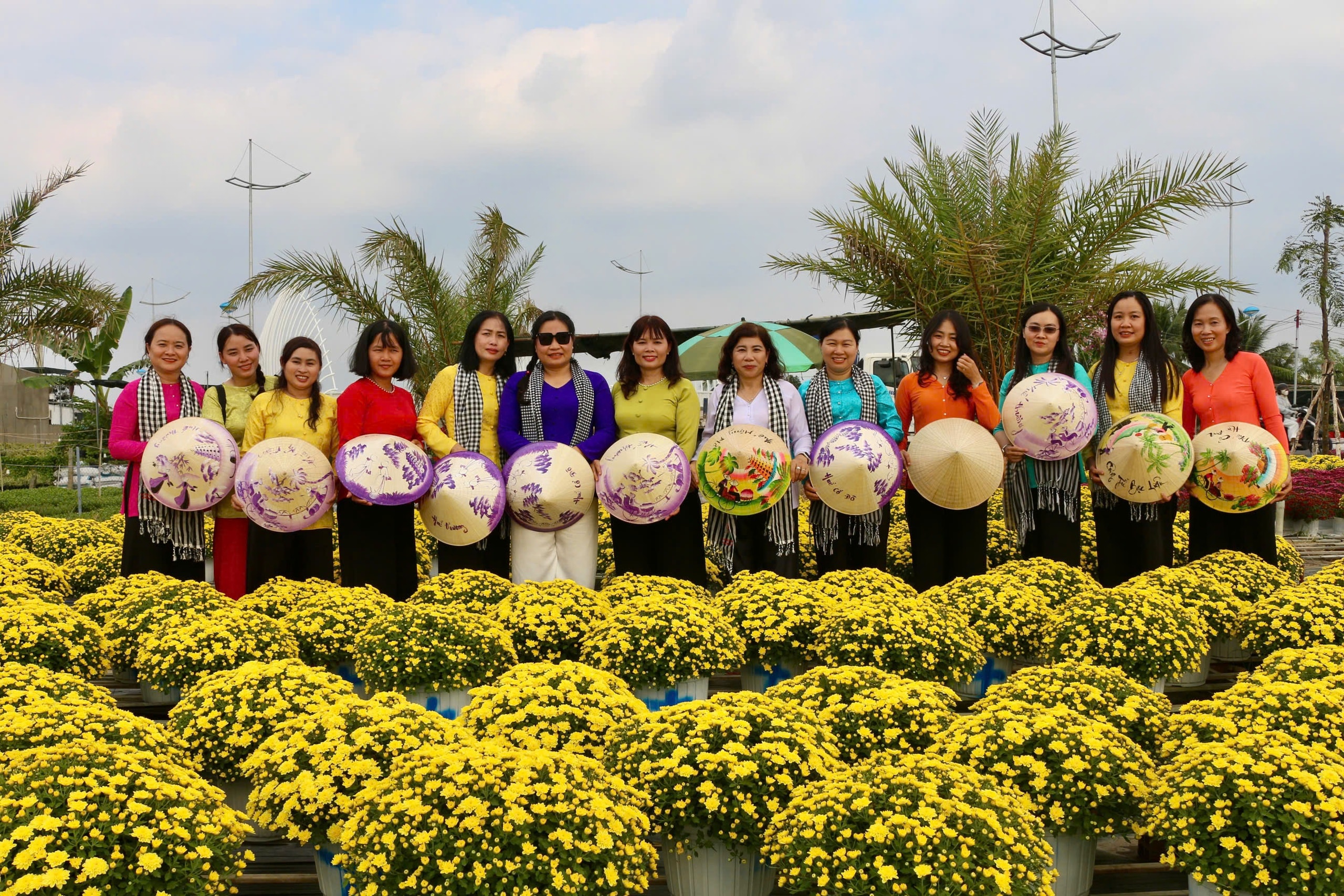 Khách du Xuân nườm nượp kỳ nghỉ Tết dài 2026 , thị trường du lịch bùng nổ - Ảnh 4. Khách du Xuân nườm nượp kỳ nghỉ Tết dài 2026 , thị trường du lịch bùng nổ - Ảnh 4.