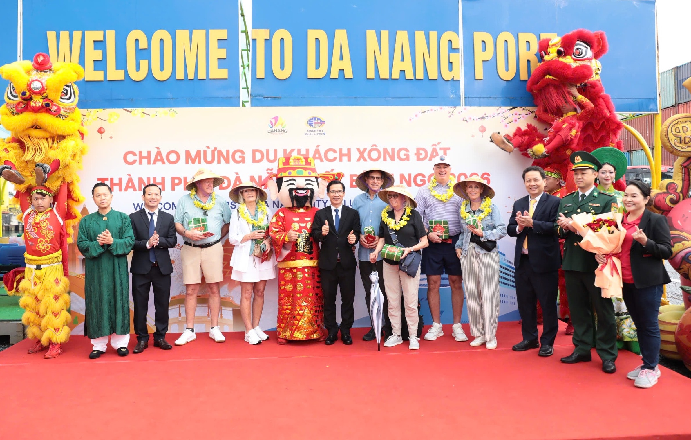 Seabourn Encore đưa gần 600 khách quốc tế đến Đà Nẵng Trong dịp Tết 2026 - Ảnh 4.