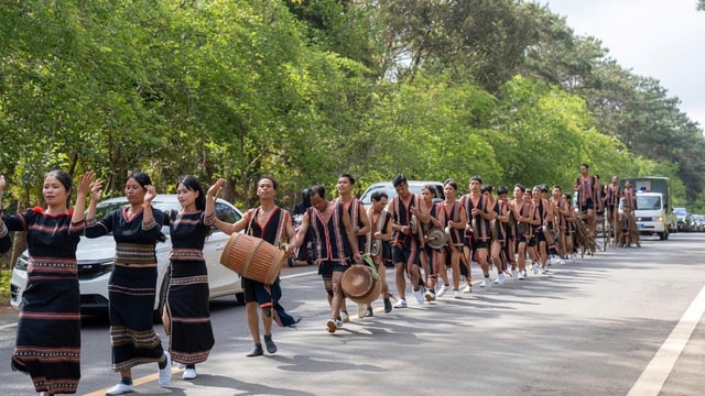 Tưng bừng Lễ hội đường phố Âm vang Măng Đen 2026 với văn hóa đặc sắc - Ảnh 3.