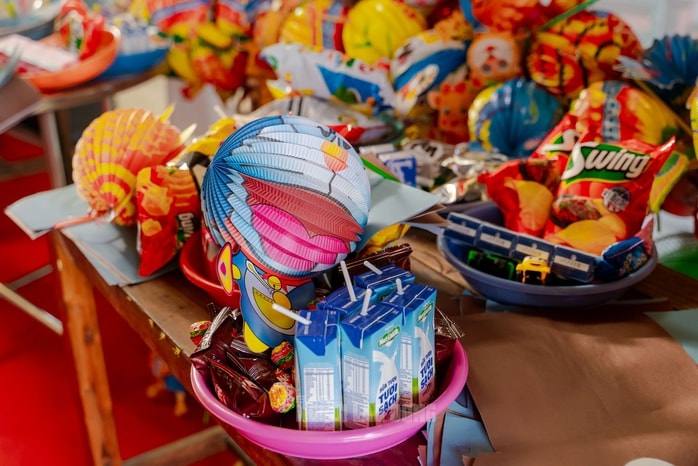 VIDEO: Ngôi chùa đặc biệt làm tết Trung thu cho những hương linh bé bỏng tại TP HCM - Ảnh 9.