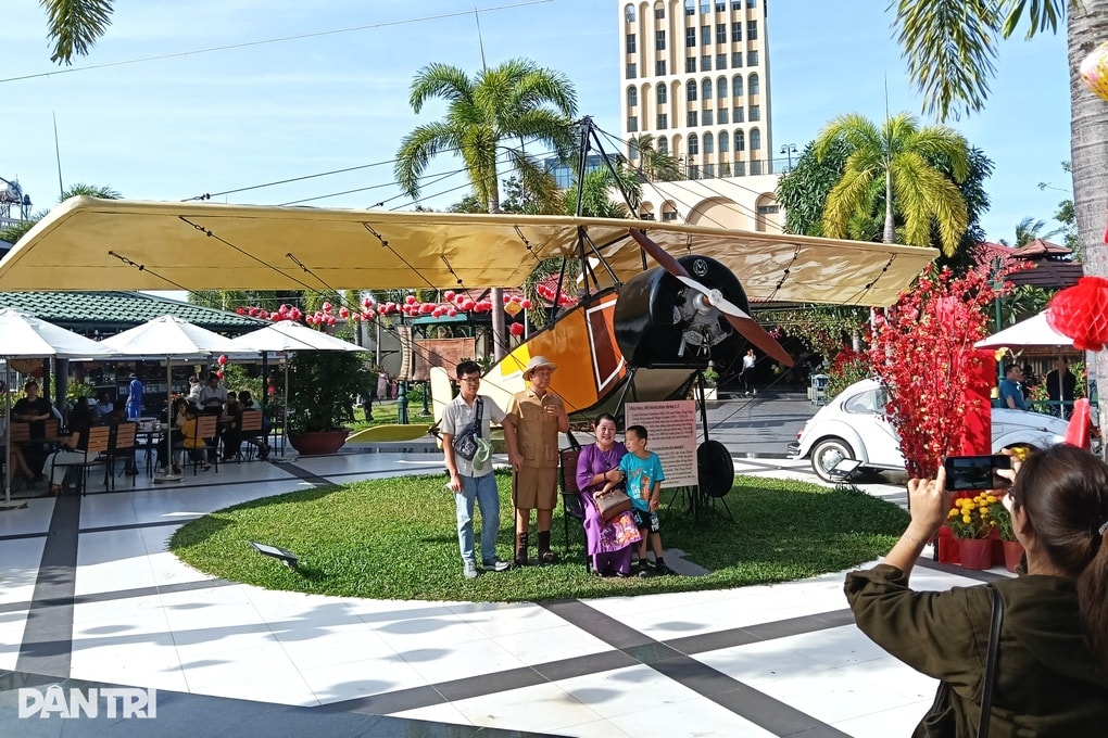 Nhà công tử Bạc Liêu đón nhiều du khách đến xông đất đầu năm - 3