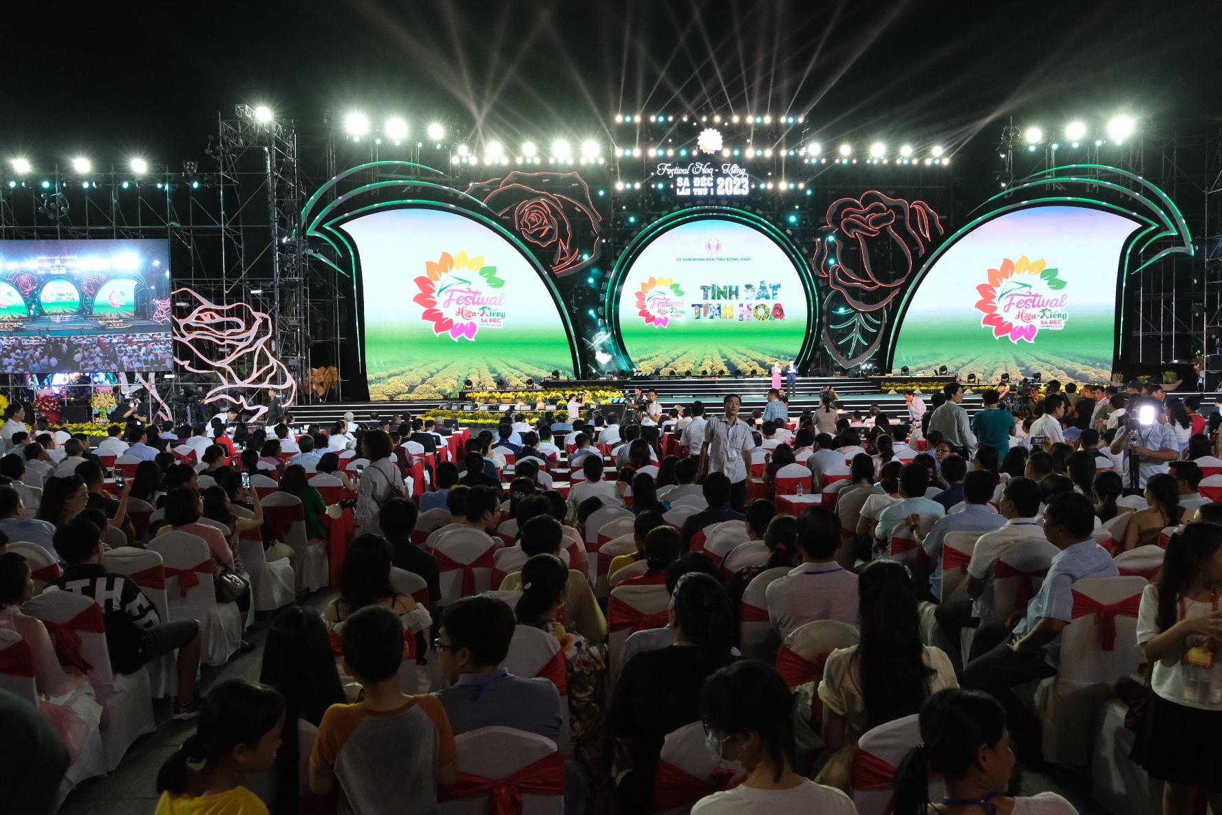 Làng hoa Sa Đéc tưng bừng sắc màu - Ảnh 1. Làng hoa Sa Đéc tưng bừng sắc màu - Ảnh 1.