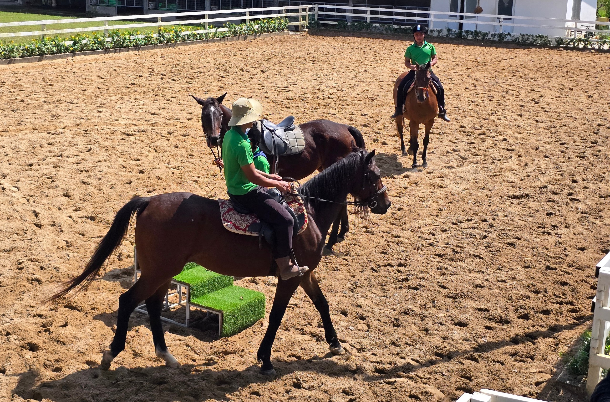 Đầu năm Ngọ khám phá Trường đua ngựa Thiên Mã Madagui tại Lâm Đồng - Ảnh 8.