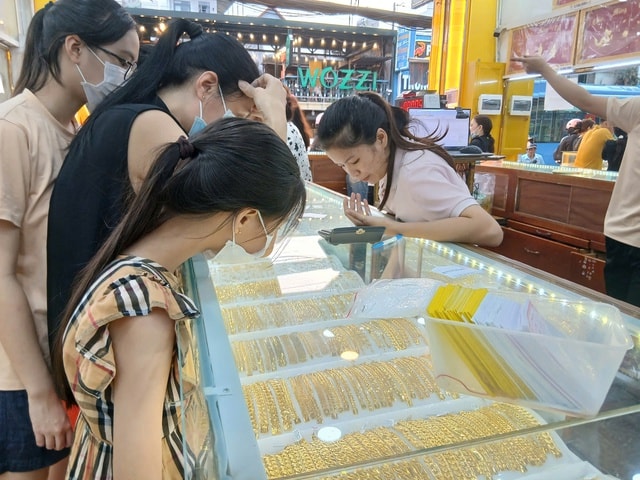 Vàng trang sức hình ngựa chiếm lĩnh thị trường đầu năm Bính Ngọ 2026 - Ảnh 8.