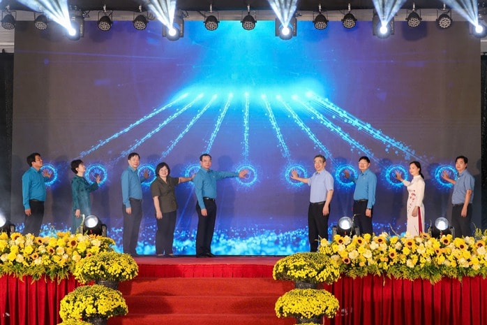 Chợ Tết Công đoàn trực tuyến đã phục vụ 215.000 lượt công nhân lao động mua sắm trị giá gần 110 tỉ đồng - Ảnh 2.