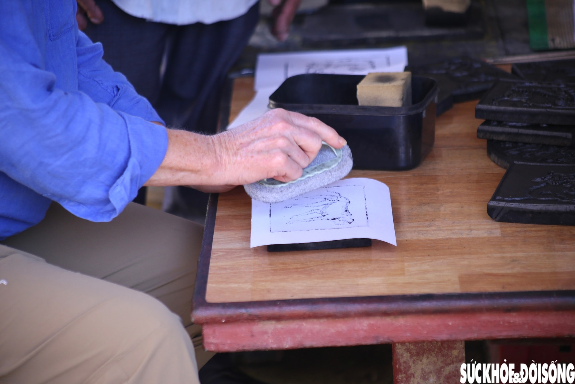 Khám phá tranh dân gian làng Sình xứ Huế- Ảnh 4.