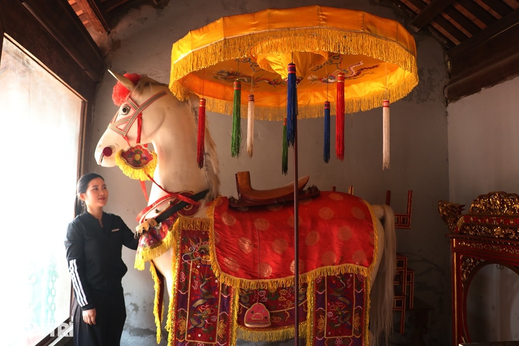 Ngôi đền thiêng gắn với huyền tích ngựa trắng vua Lê Lợi tặng tướng tài - 2 Ngôi đền thiêng gắn với huyền tích ngựa trắng vua Lê Lợi tặng tướng tài - 2