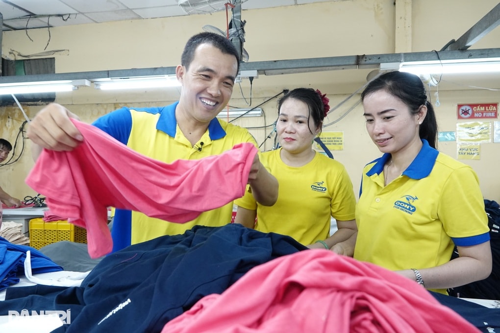 Doanh nghiệp cải thiện đãi ngộ để kéo công nhân trở lại sau Tết - 3