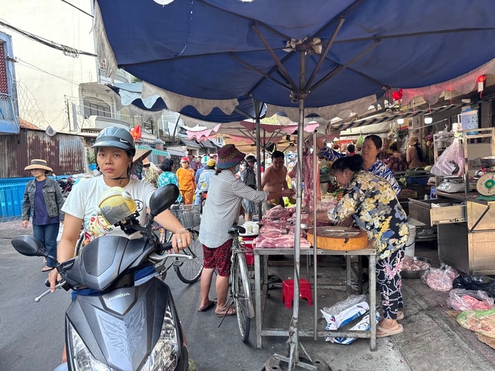 Giá hải sản cao sau Tết tại TP HCM: Tình hình thị trường 2026 - Ảnh 7.