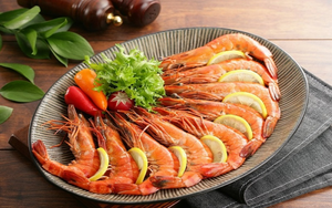 5 nhóm người không nên ăn tôm dù thích đến mấy kẻo "rước bệnh vào người" - Ảnh 3.