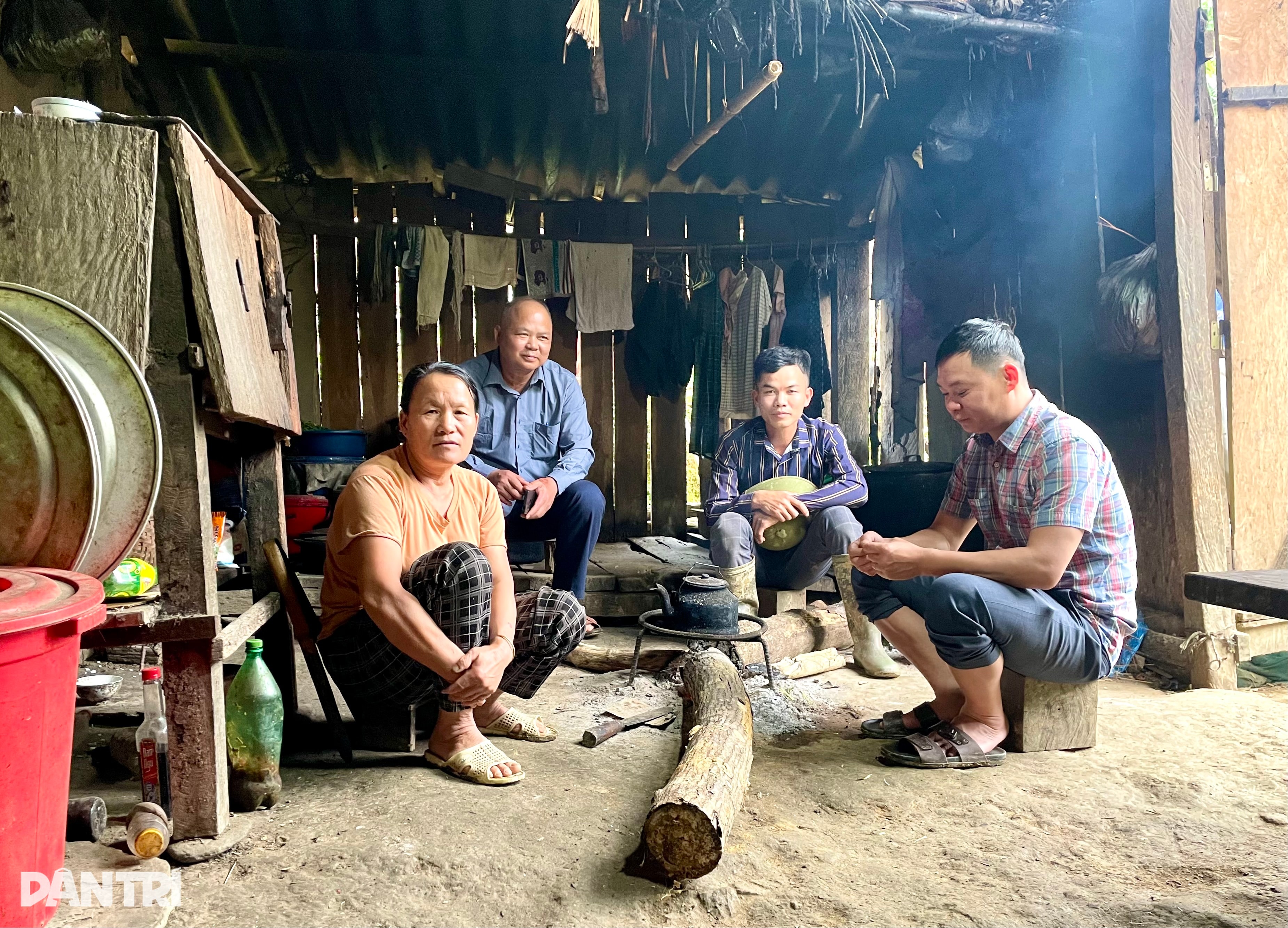 Những dấu chân thầm lặng trên hành trình xây nhà Nhân ái - 2