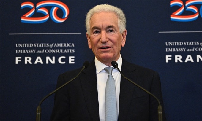 Đại sứ Mỹ tại Pháp Charles Kushner trong sự kiện ở Paris tháng 12/2025. Ảnh: AFP