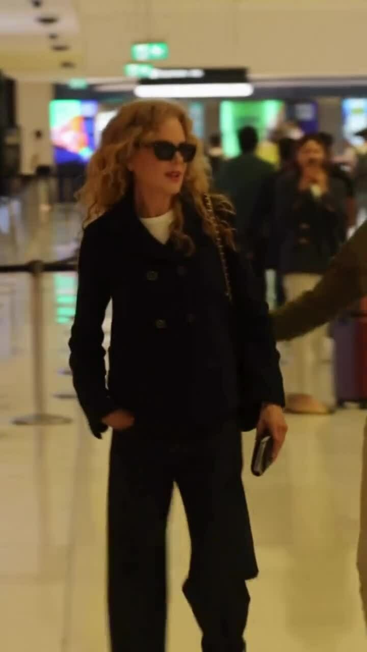 Nicole Kidman tại sân bay Sydney tháng 2/2026