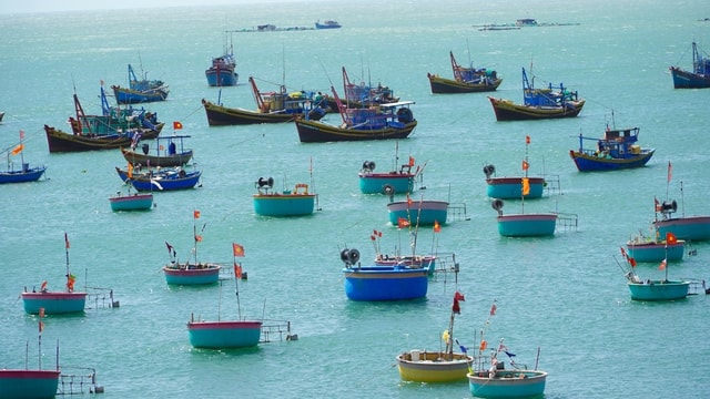 Tầm nhìn biển xanh của Lâm Đồng: Từ lợi thế tự nhiên đến cực tăng trưởng mới- Ảnh 1.