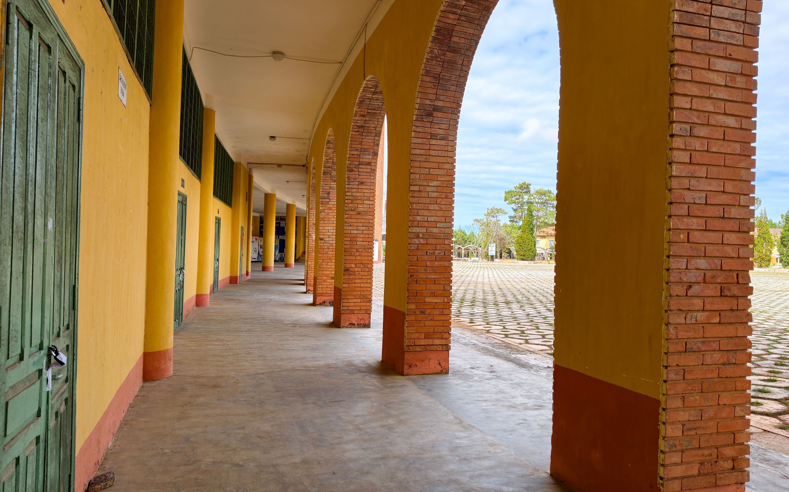 Ngôi trường gần 100 năm ở Đà Lạt là di tích cấp quốc gia - Ảnh 12.