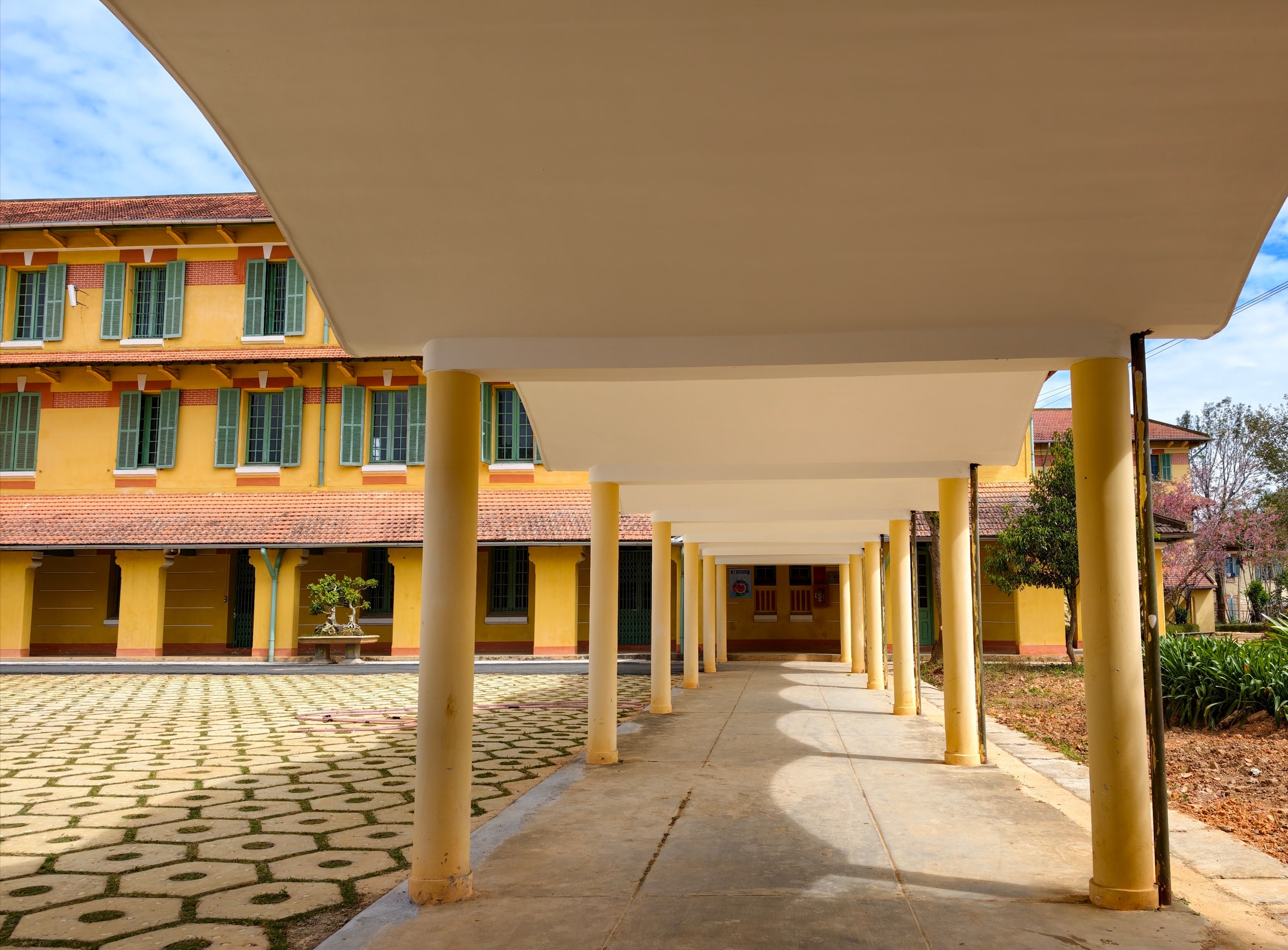 Ngôi trường gần 100 năm ở Đà Lạt là di tích cấp quốc gia - Ảnh 17.