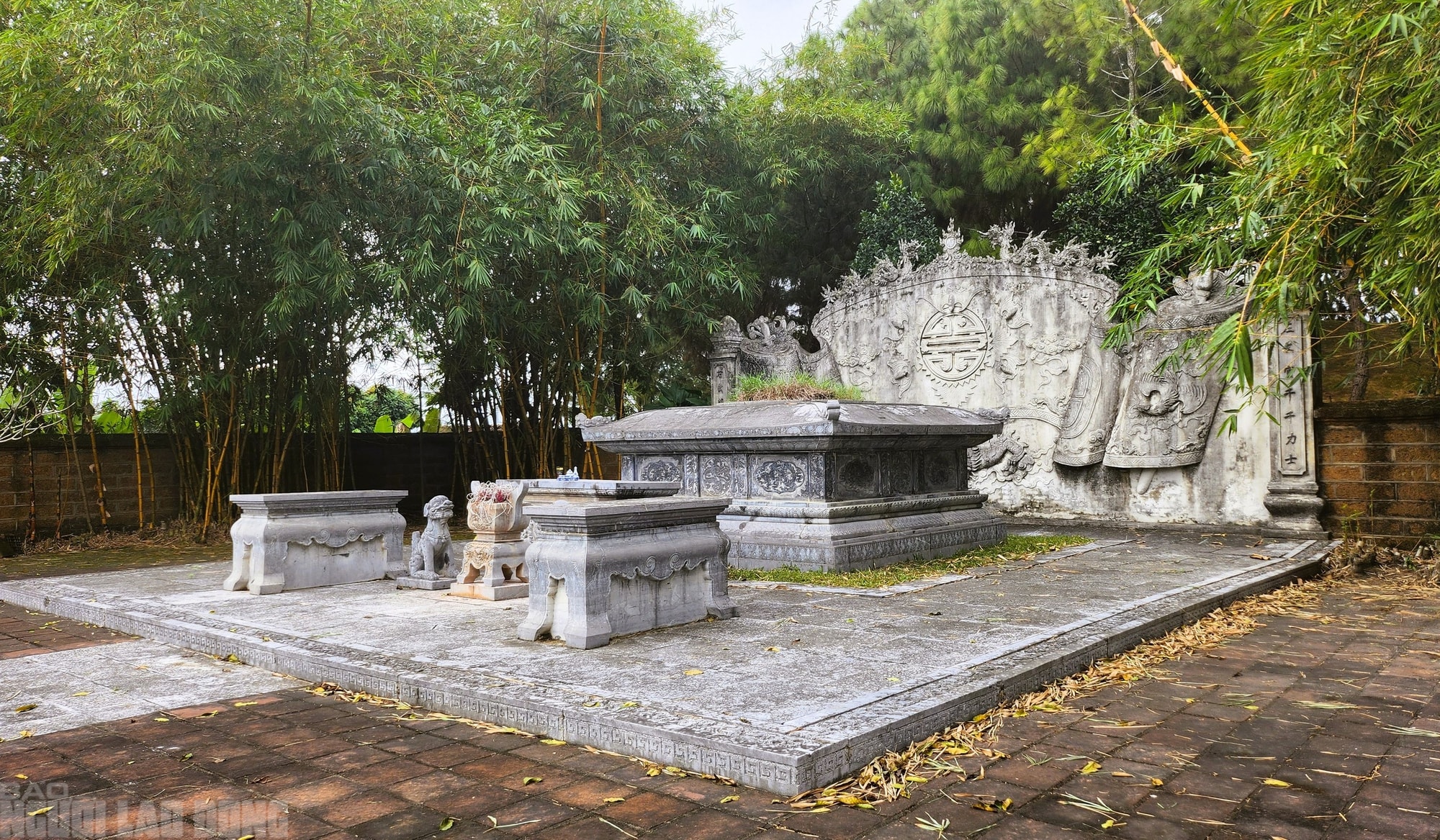 Nơi an nghỉ của vị vua "hồi hương" sau 46 năm ở Thanh Hóa - Ảnh 1.