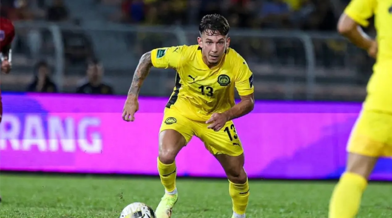 Gabriel Palmero tuyên bố sẵn sàng cùng Malaysia đối đầu tuyển Việt Nam ở vòng loại Asian Cup 2027, bất chấp án phạt bổ sung từ FIFA. (Nguồn: Makan Bola)