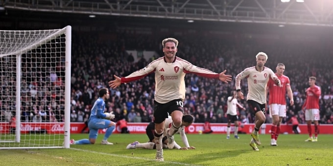 Mac Allister mừng bàn duy nhất ở trận gặp Nottingham Forest, trên sân City Ground, Nottingham, Anh hôm 22/2. Ảnh: Reuters