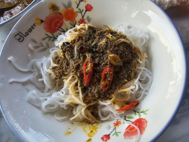 Hàng quán Gia Lai đông khách sau Tết 2026: Trải nghiệm ẩm thực độc đáo - Ảnh 2. Hàng quán Gia Lai đông khách sau Tết 2026: Trải nghiệm ẩm thực độc đáo - Ảnh 2.