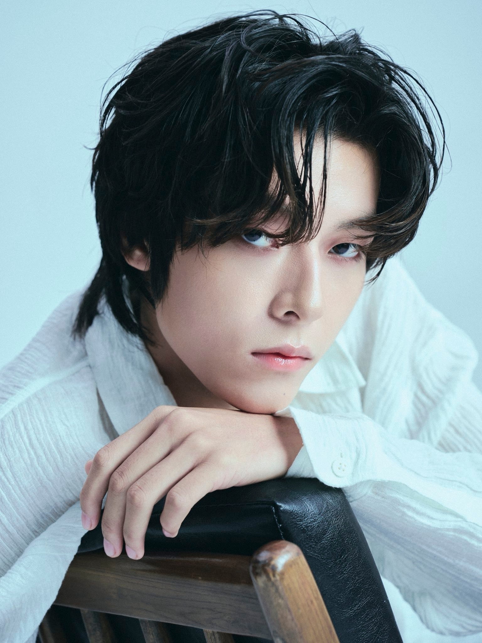 Lần đầu đóng phim điện ảnh nhưng lại được Trấn Thành tin tưởng giao vai chính, Vĩnh Đam thừa nhận chịu áp lực. Ở những phân cảnh nội tâm, thân mật, anh phải nhờ đạo diễn Trấn Thành chỉ dẫn nhiều.