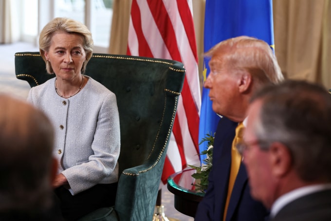Chủ tịch Ủy ban Châu Âu (EC) Ursula von der Leyen và Tổng thống Mỹ Donald Trump tại sự kiện tháng 7/2025. Ảnh: Reuters