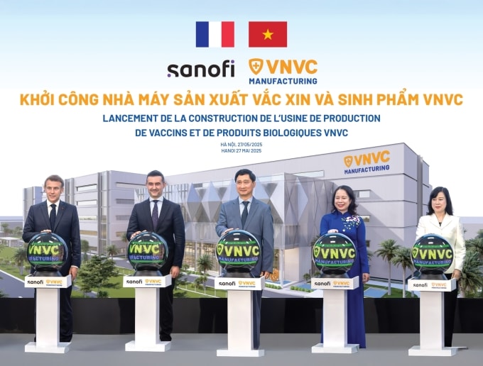 Nhà máy Vaccine và Sinh phẩm VNVC khởi công tháng 5/2025 với sự chứng kiến và bấm nút của Tổng thống Pháp Emmanuel Macron cùng Phó Chủ tịch nước Võ Thị Ánh Xuân, Bộ trưởng Bộ Y Tế Đào Hồng Lan. Ảnh: Hải Nam