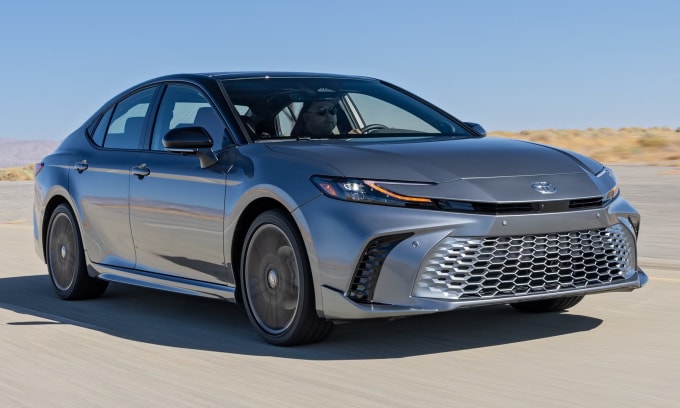 Toyota Camry - sedan bán chạy nhất tại Mỹ trong 2025. Ảnh: MotorTrend